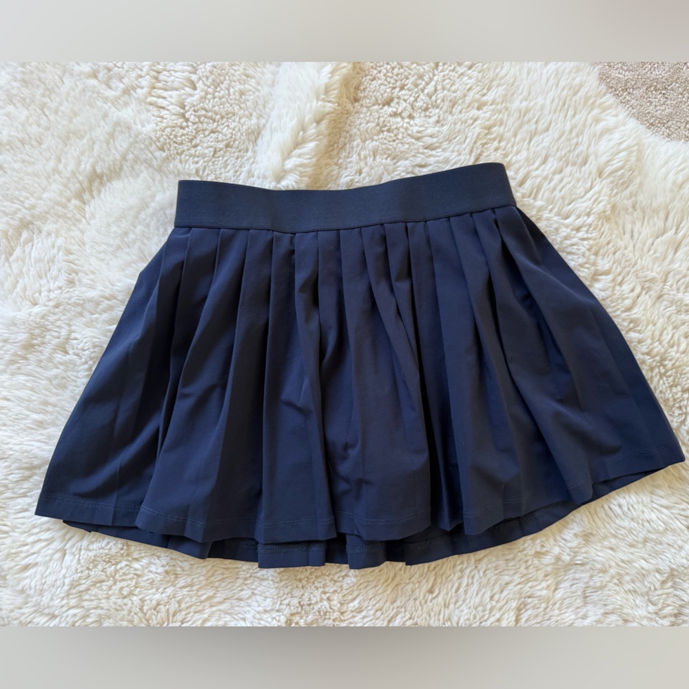 Athleta Girl pleated skort. EUC size M 8-10